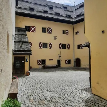 Lägenhet Schloss Moosham - Urlaub Im Mayrhof *